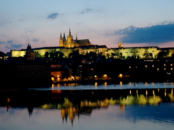 プラハ城夜景.jpg